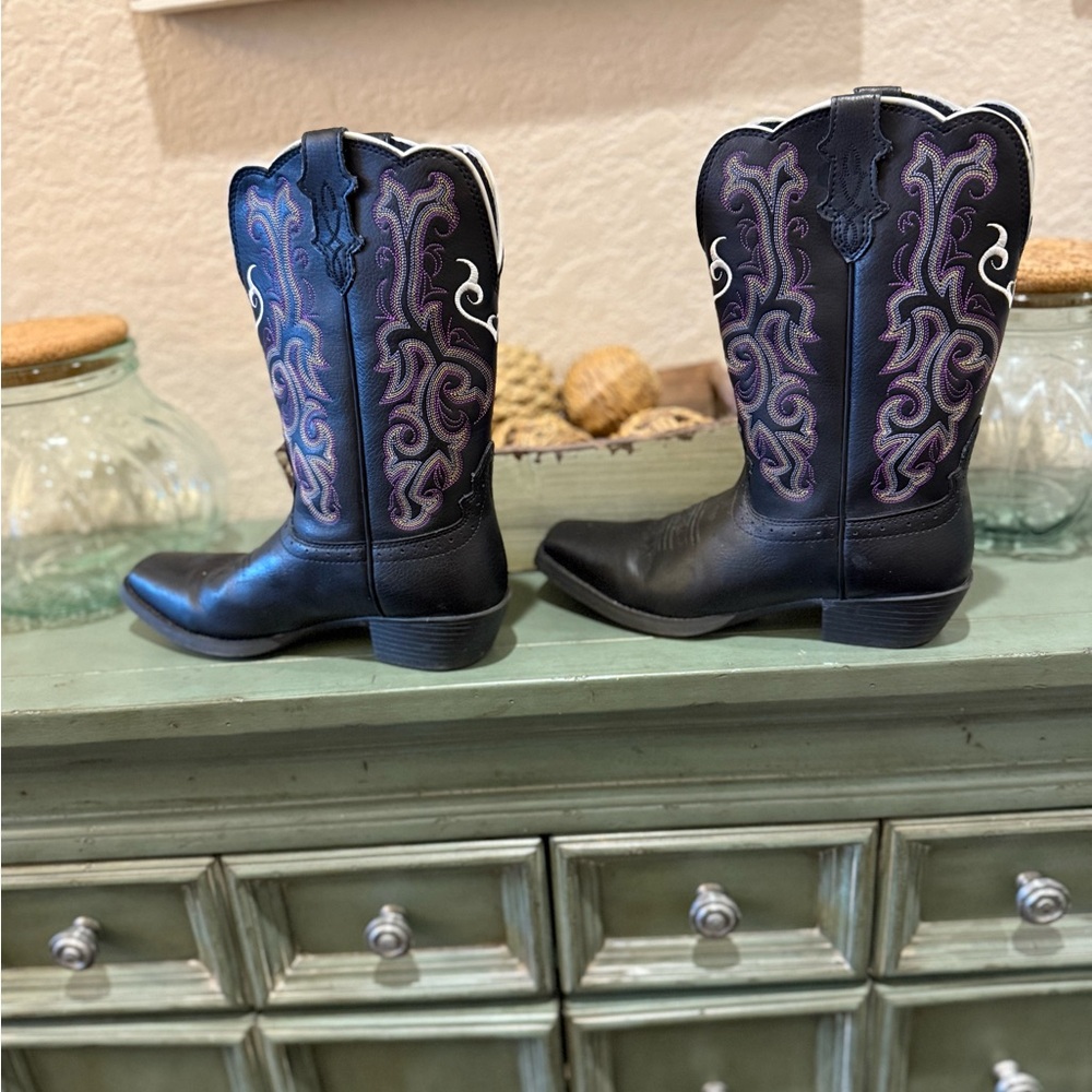 Justin Stampede Youth Girl Boots 2554JR Black Purple with White Stitching - Picture 2 of 8